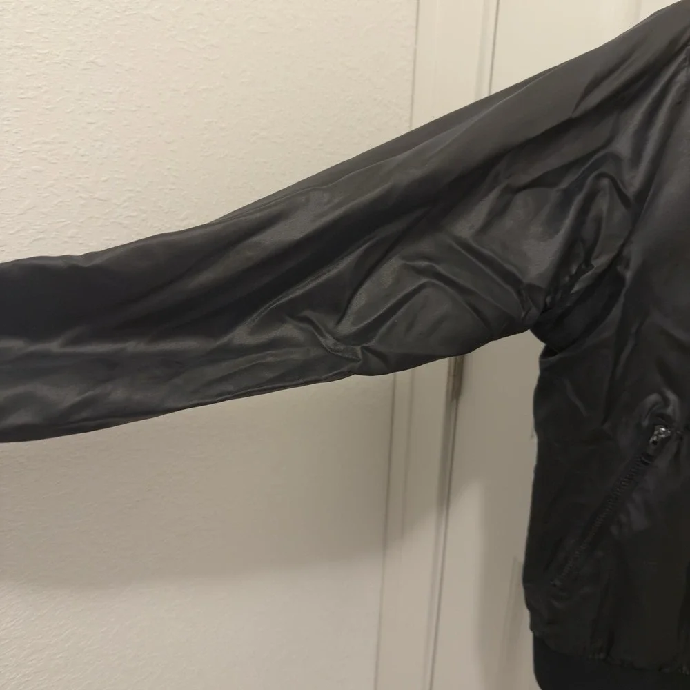 Turnburry Classics Black Zip-Up Nylon Golf Jacket Size Medium‎